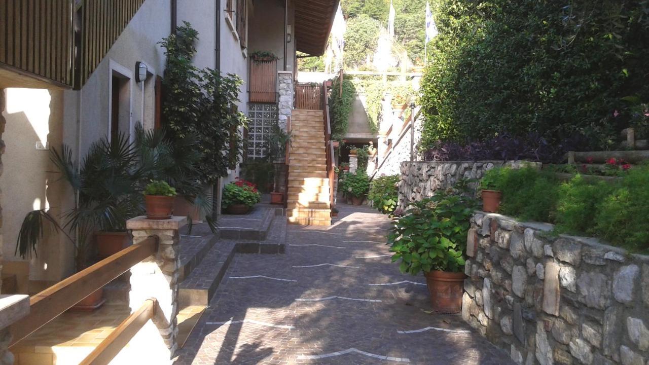 Residence Miravalle Limone sul Garda Exterior foto